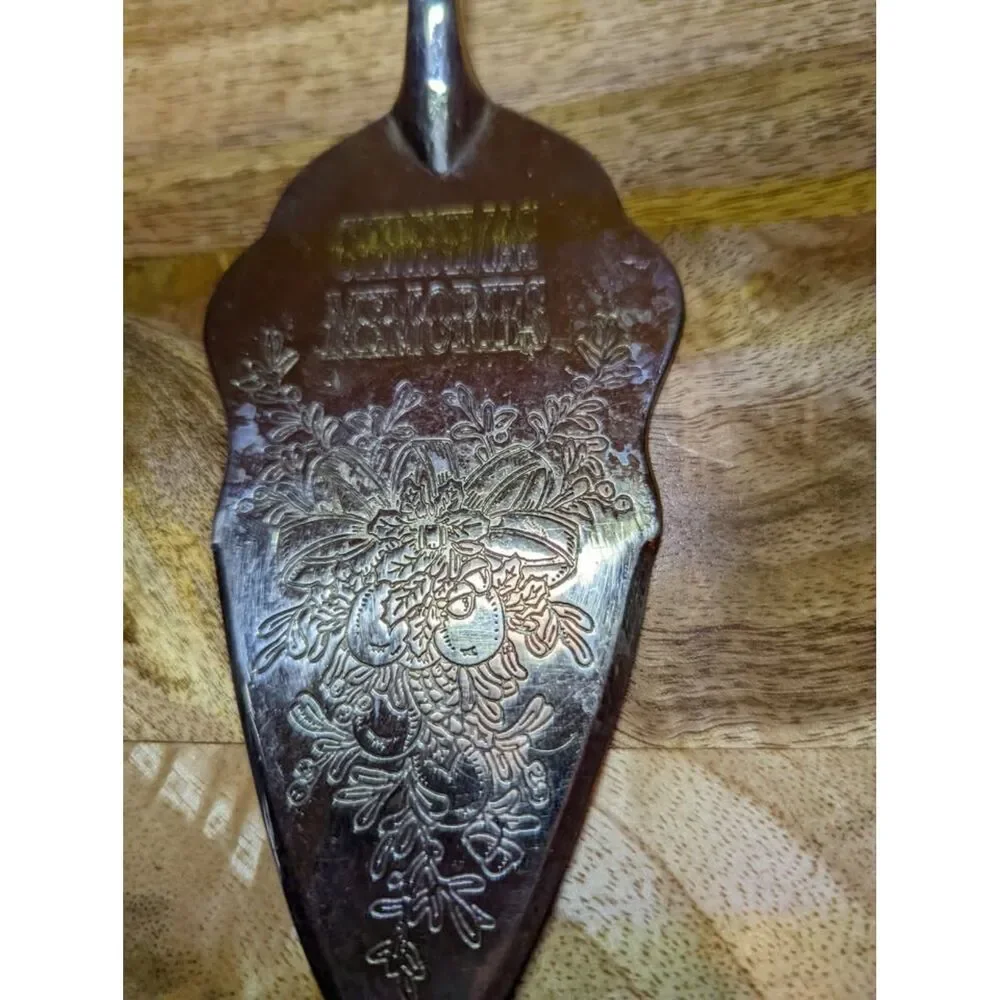 VTG - Silver Plated Christmas Memories Pie Cake Server Engraved